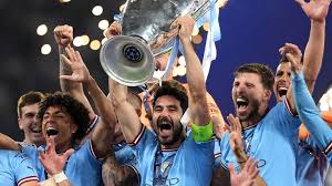 与球迷实现 与球迷实现